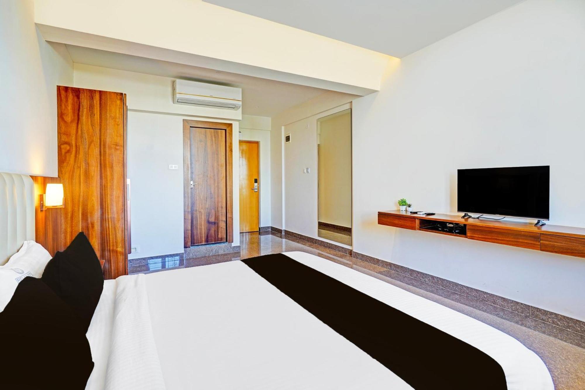 Super Townhouse Oak Electronic City Formerly Hotel Trubell Kammasandra 外观 照片